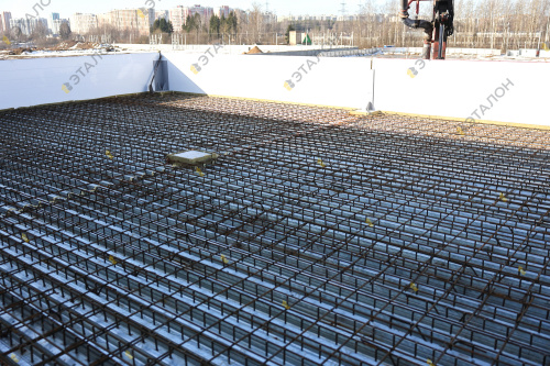 Производственно-складское здание в деревне Новое Девяткино