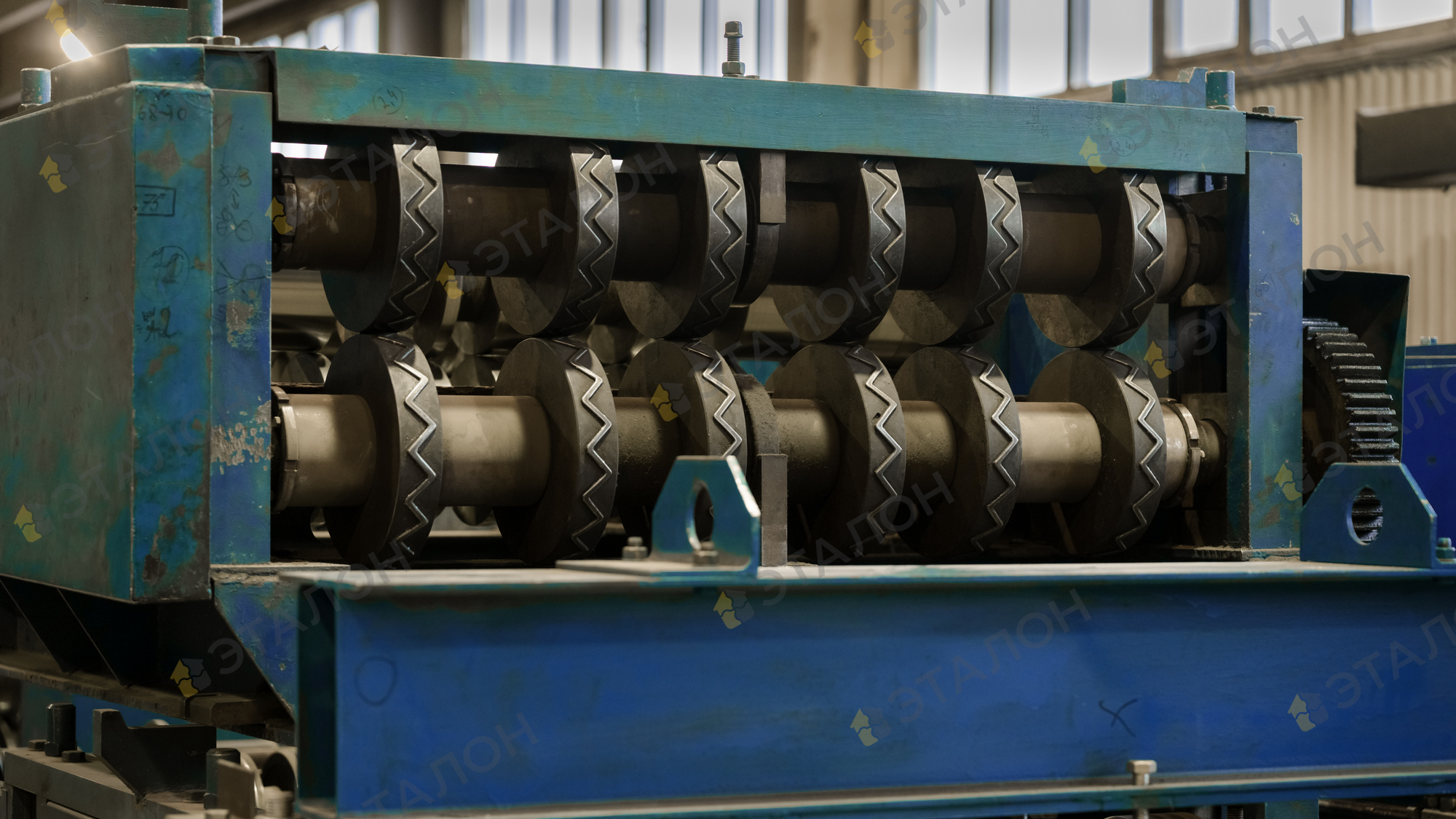 Технология производства несущего профнастила: опыт ПО «Эталон»