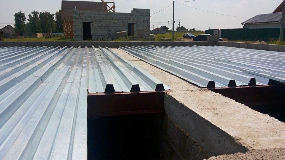 Как рассчитать нагрузку на профнастил