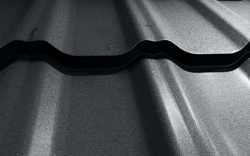 Металлочерепица Квинта Уно RAL 7024 с покрытием Satin Matt 0.5 мм